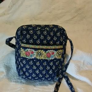 Vera Bradley Crossbag.